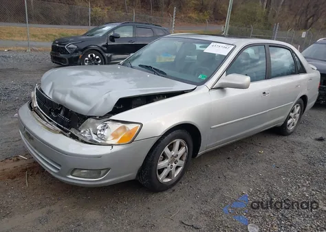 2001 Toyota Avalon Xls z USA, uszkodzony, nr VIN 4T1BF28B81U121468